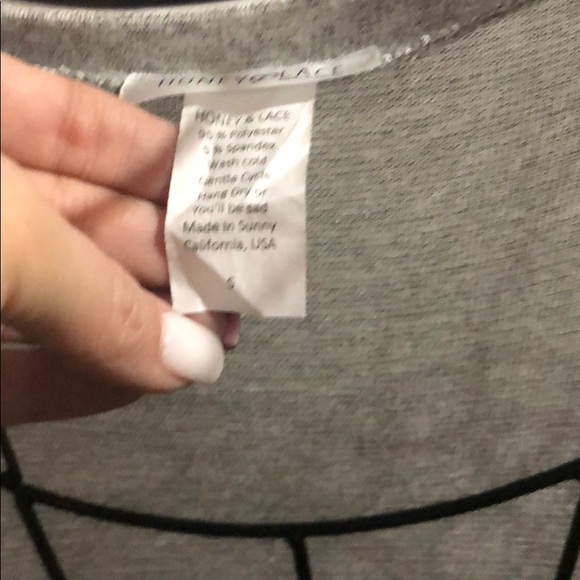 Top - Picture 3 of 4